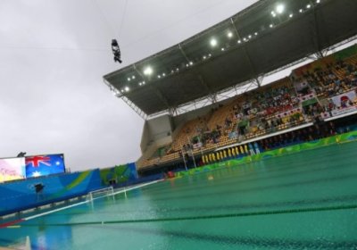 Олимпиада ташкилотчилари сув ҳавзаларида сувнинг яшил рангга кириши сабабини маълум қилишди фото