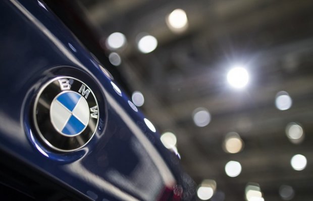 BMW Rossiyada sotilgan 33 mingdan ortiq avtomobilni tamirtalab deb tan oldi