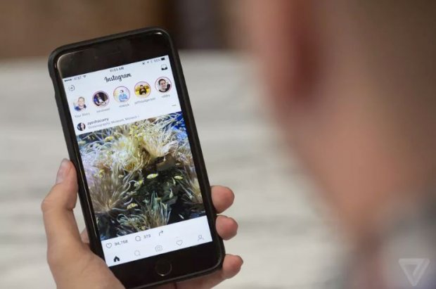 Instagram'нинг янги версияда Facebook'даги имконият пайдо бўлди